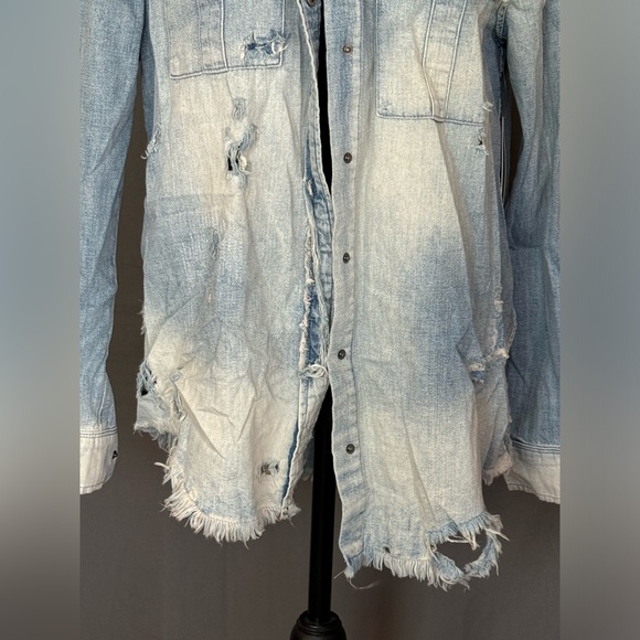 Hudson Jesns Distressed look, “Bijou” button up denim shirt - brand new!!! - Picture 3 of 11